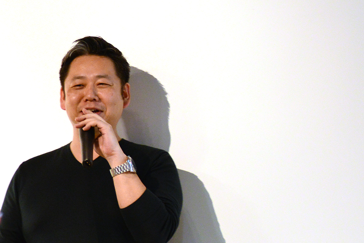 Takashi Uehara of Japan Digital Design Co., Ltd. speaking at addlight Inc.’s Mirai Salon 6 event. 